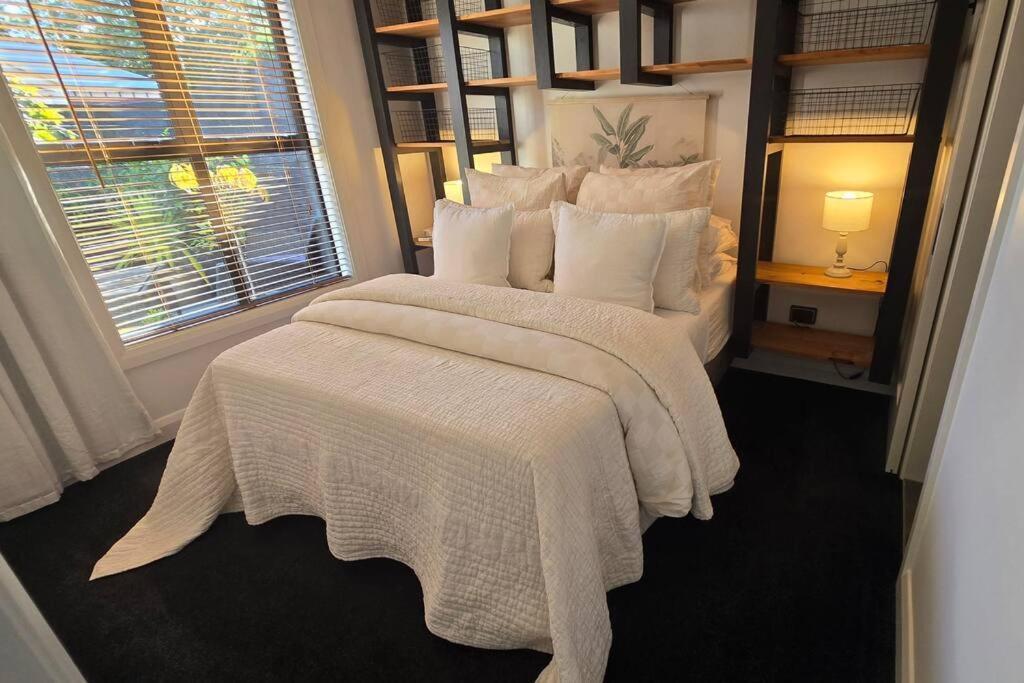 Apartment 1 - Haddin Court - Executive One Bedroom Blenheim Zewnętrze zdjęcie